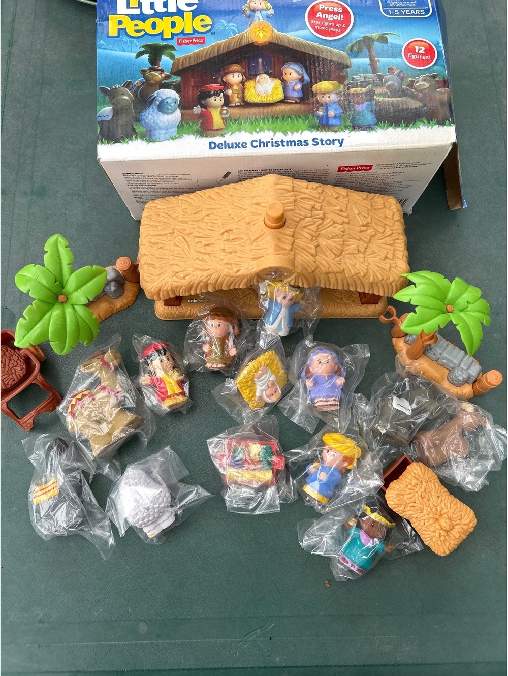 Fisher-Price Little People Deluxe Christmas Story Nativity Set